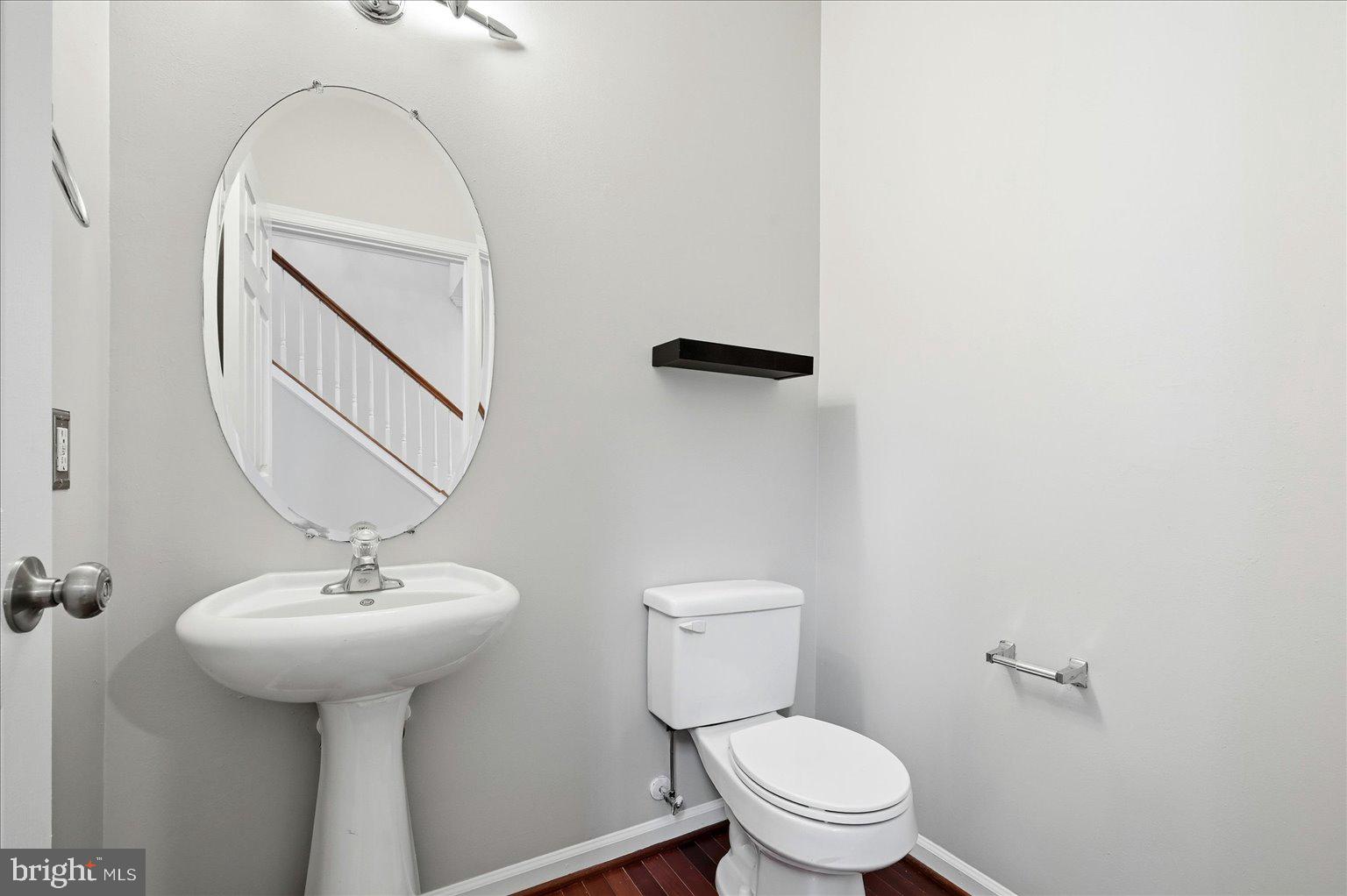 109 Waterside Lane Cross Junction, VA 22625 - Photo 26 of 107 Half bath on main