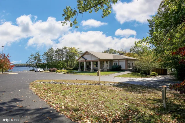 $475,000 | 109 Waterside Lane, Cross Junction, VA 22625