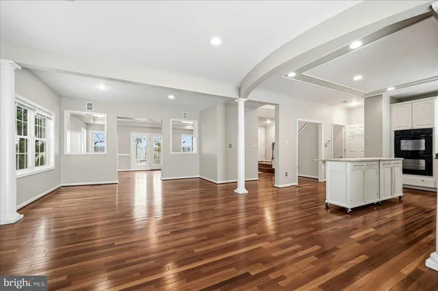 $499,900 | 109 Waterside Lane, Cross Junction, VA 22625