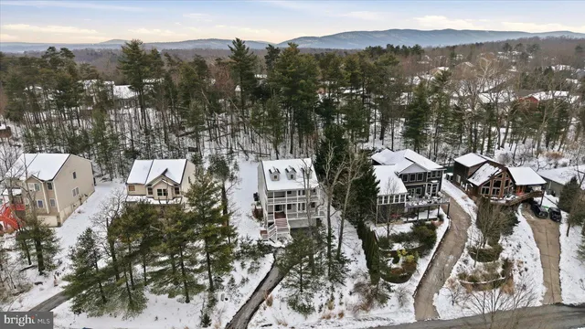 $499,900 | 109 Waterside Lane, Cross Junction, VA 22625