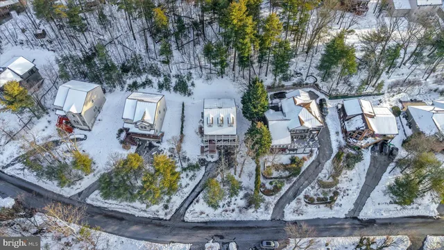 $499,900 | 109 Waterside Lane, Cross Junction, VA 22625