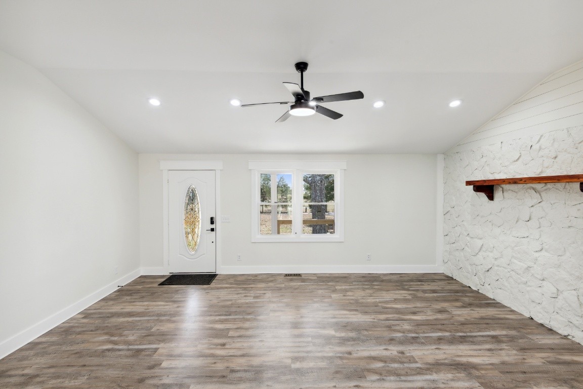 253 Pleasant View Road White Bluff, TN 37187 - Photo 9 of 47 Gallery Image 9