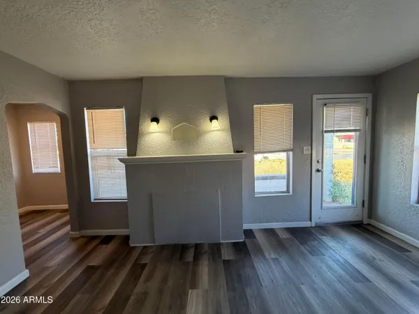 $1,300 | 1833 East Harvard Street, Unit 4, Phoenix, AZ 85006