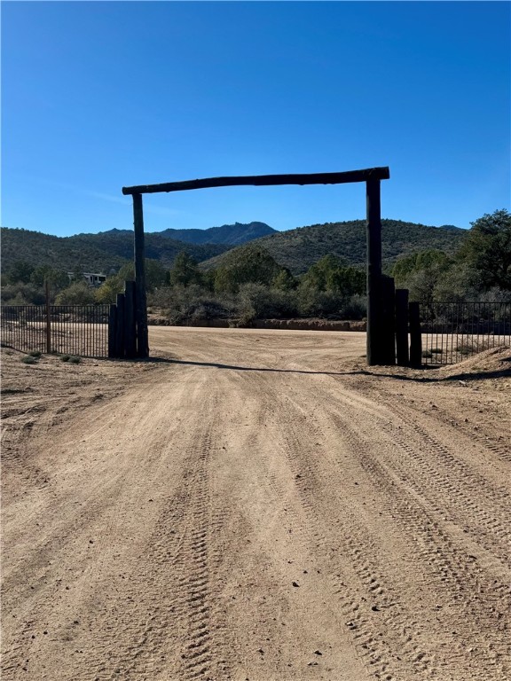 6806 North Frerichs Ranch Road Hackberry, AZ 86411 - Photo 2 of 37 Entry