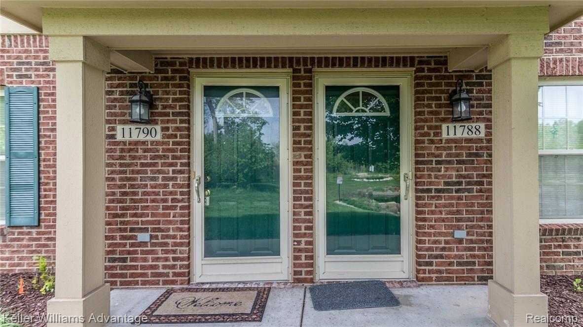 11790 Farmington Road Livonia, MI 48150 - Photo 3 of 32 2_22.jpg