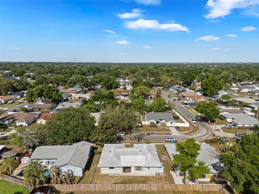 140 Valley Circle Brandon, FL 33510 - Photo 44 of 48 an aerial view of a city with lots of residential buildings