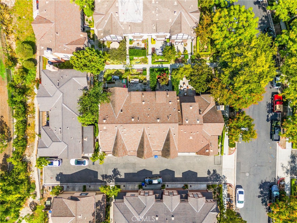43 Three Vines Court Ladera Ranch, CA 92694 - Photo 39 of 42 an aerial view of multiple house