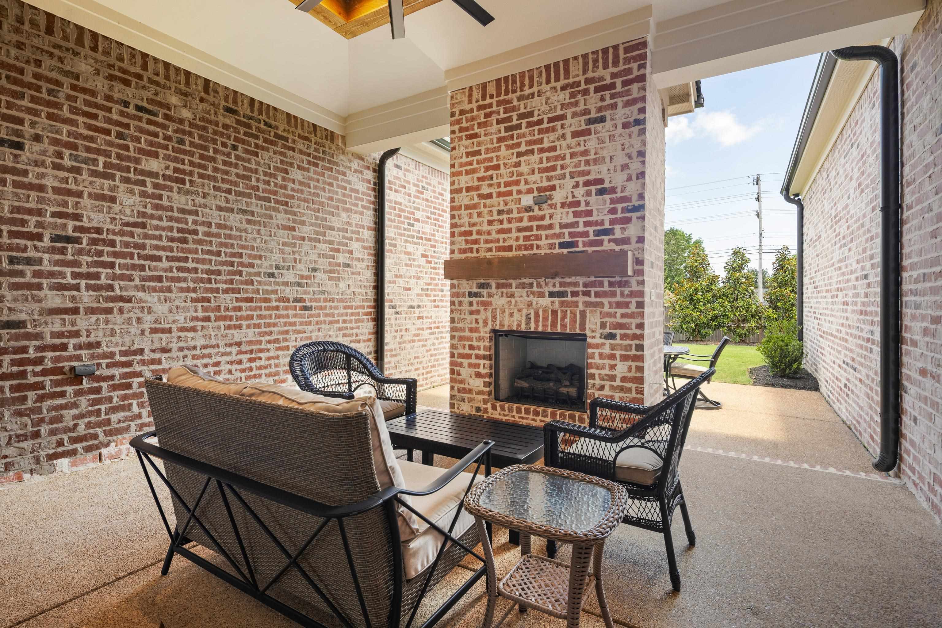 284 Keisie Lane Collierville, TN 38017 - Photo 26 of 34 Patio terrace