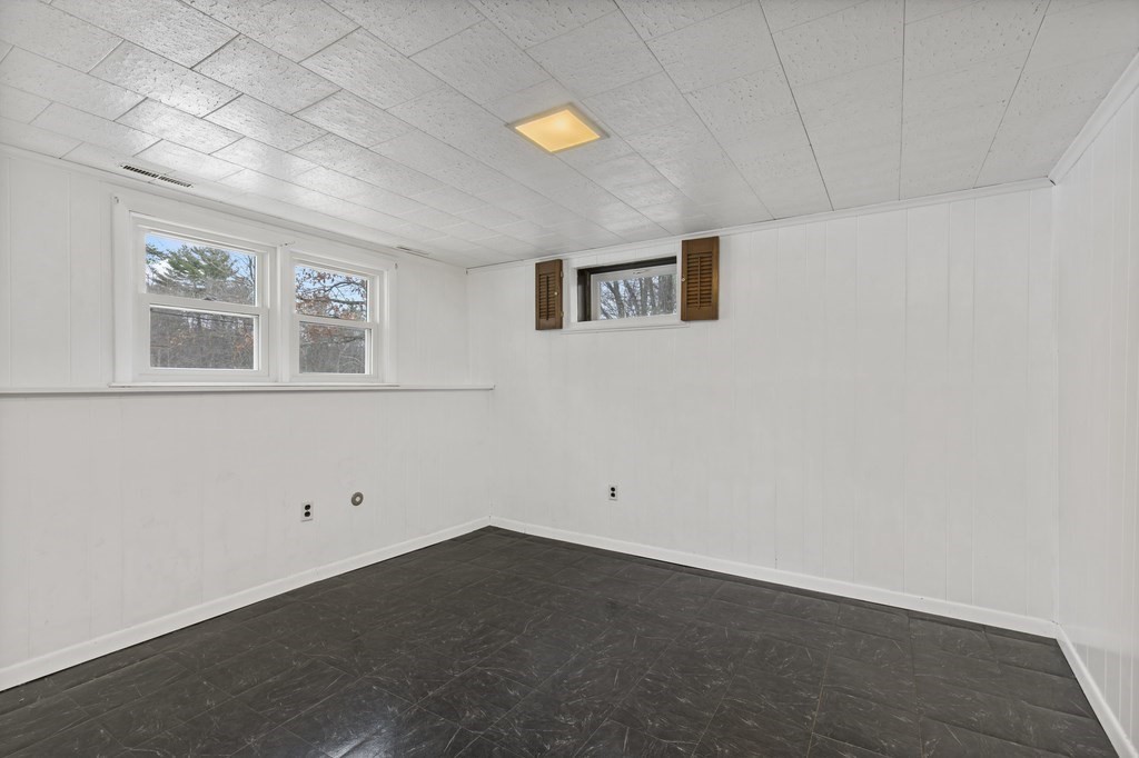5 Harriman Road Merrimac, MA 01860 - Photo 25 of 31