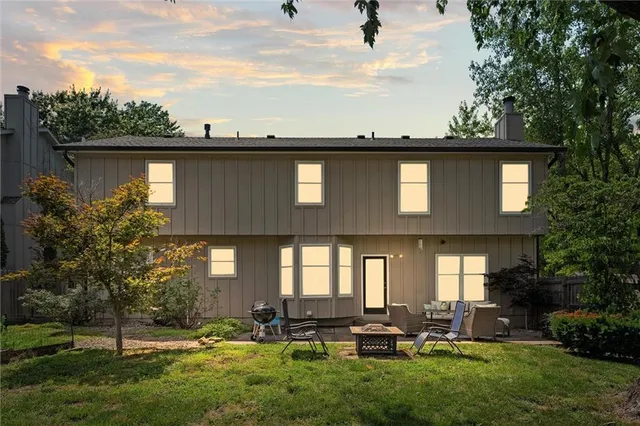 $425,000 | 8403 Swarner Drive, Lenexa, KS 66219