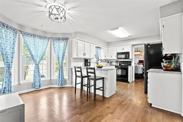 $425,000 | 8403 Swarner Drive, Lenexa, KS 66219