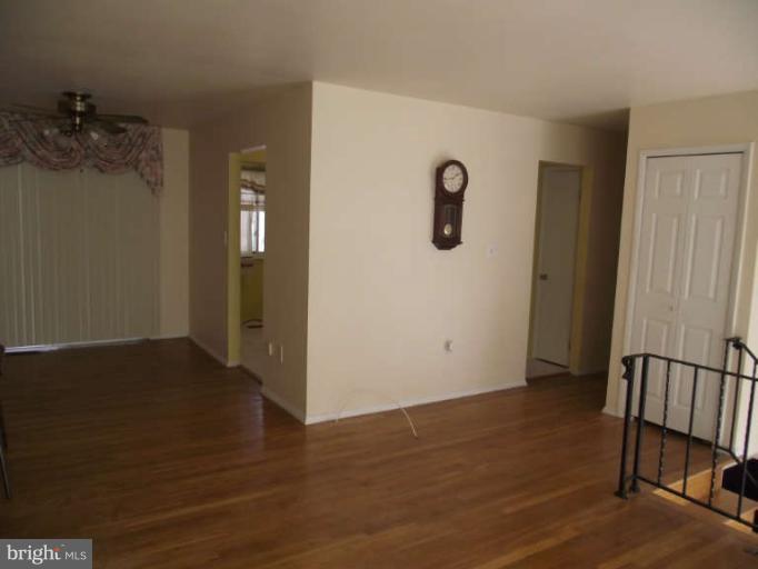 3728 Swann Road Suitland, MD 20746 - Photo 5 of 13 Dining Room
