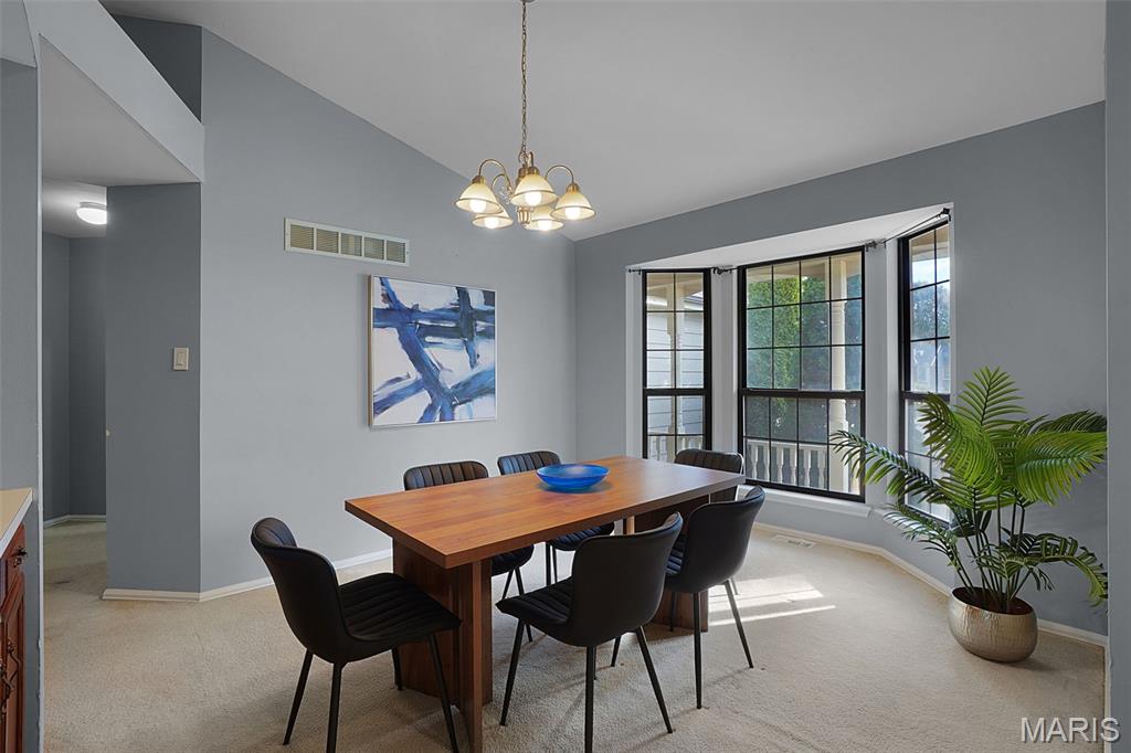 620 Bugle Run Drive Florissant, MO 63034 - Photo 2 of 26