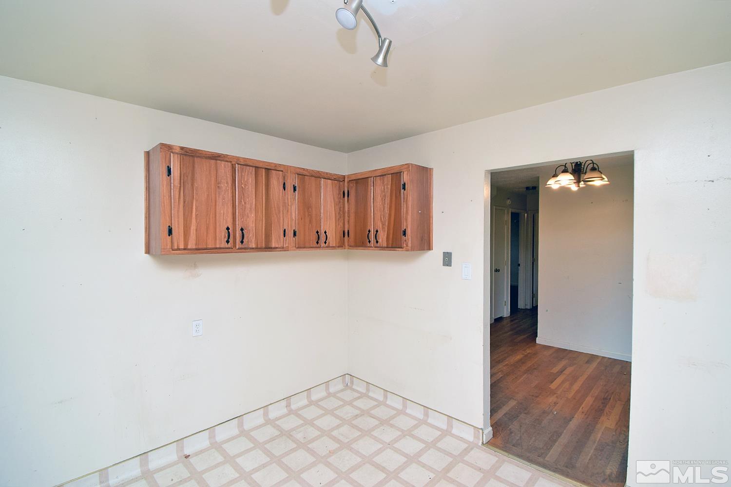4401 Persimmon Road Reno, NV 89502 - Photo 15 of 40 Photo 15
