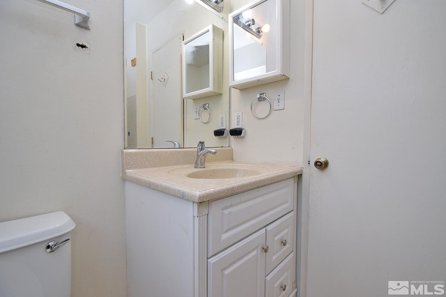 4401 Persimmon Road Reno, NV 89502 - Photo 18 of 40 Photo 18