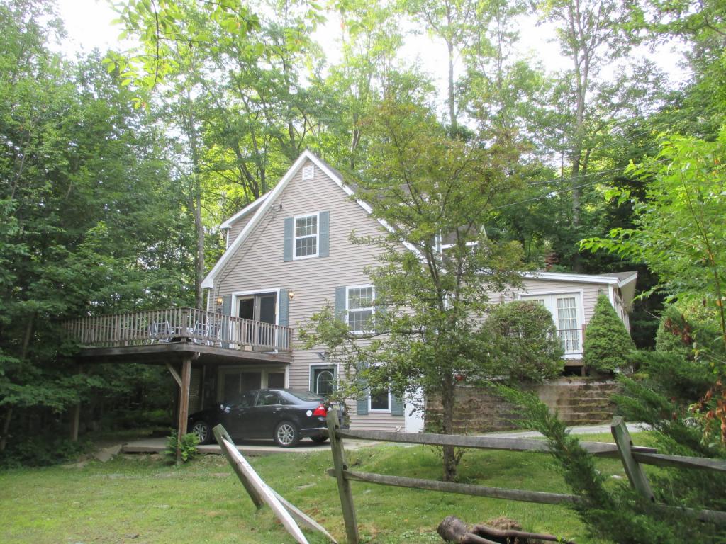 73 Strawberry Hill Road Bethlehem, NH 03574 - Photo 25 of 36