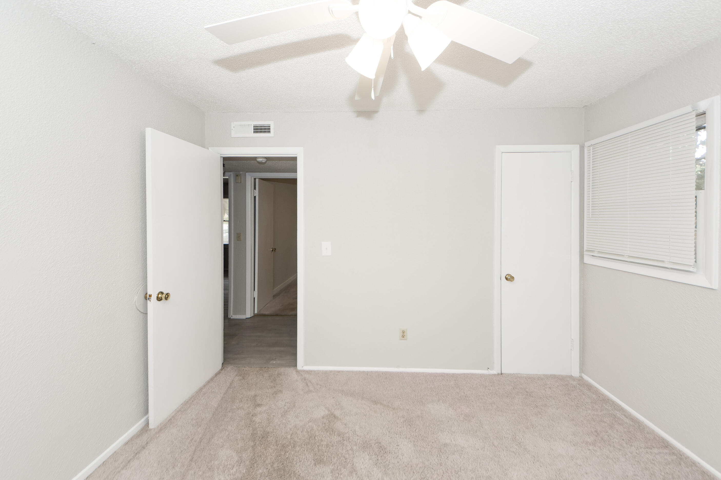 1836 Camp Road, Unit D Charleston, SC 29412 - Photo 18 of 21 15