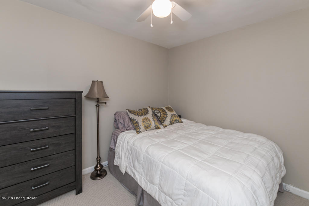 2610 Alanmede Road Louisville, KY 40205 - Photo 18 of 32 Second bedroom