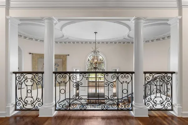 a view of entryway