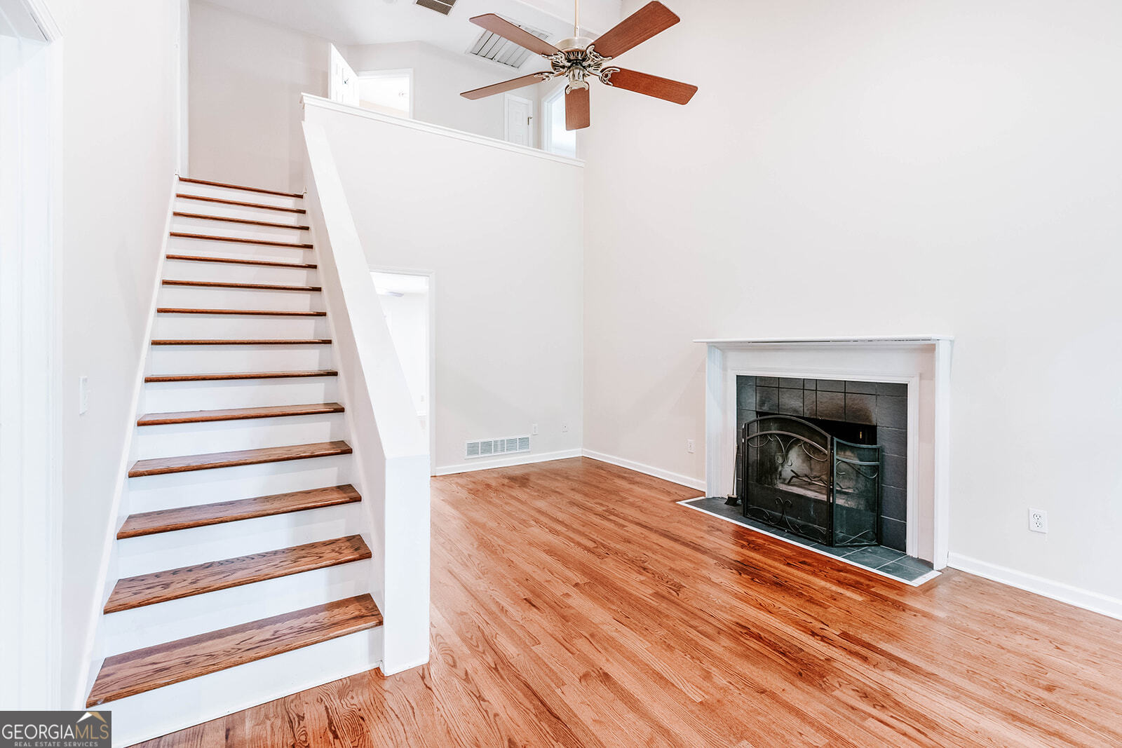 4470 B B Clark Road Gainesville, GA 30506 - Photo 13 of 50