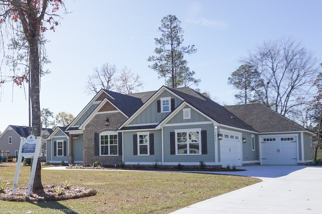 3893 Timber Ridge Road Valdosta, GA 31601 - Photo 3 of 45 Gallery Image 3