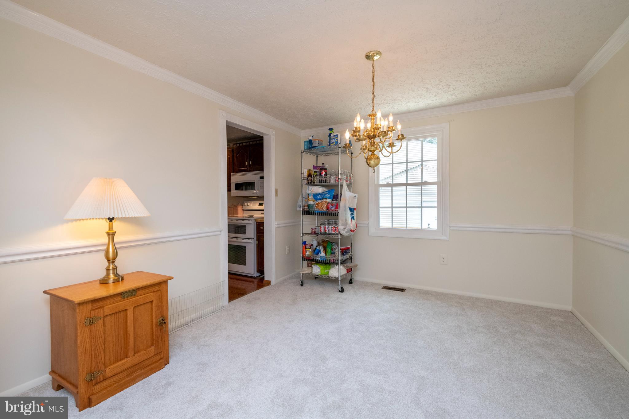 8725 Doves Fly Way Laurel, MD 20723 - Photo 11 of 62