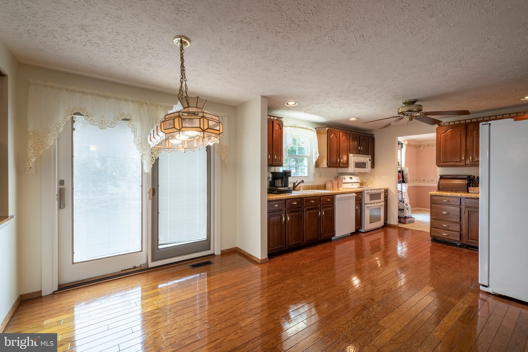 8725 Doves Fly Way Laurel, MD 20723 - Photo 21 of 62