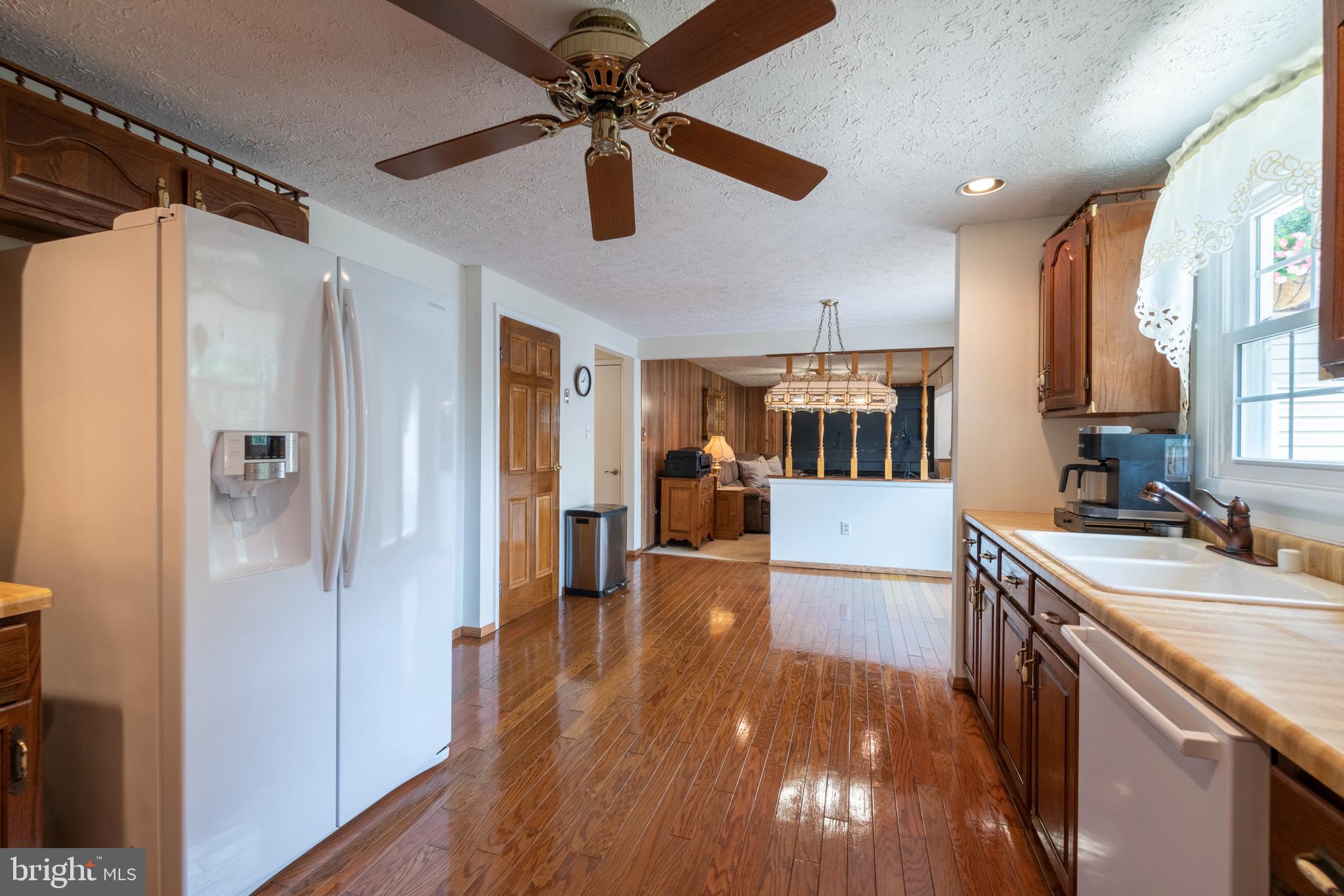 8725 Doves Fly Way Laurel, MD 20723 - Photo 25 of 62