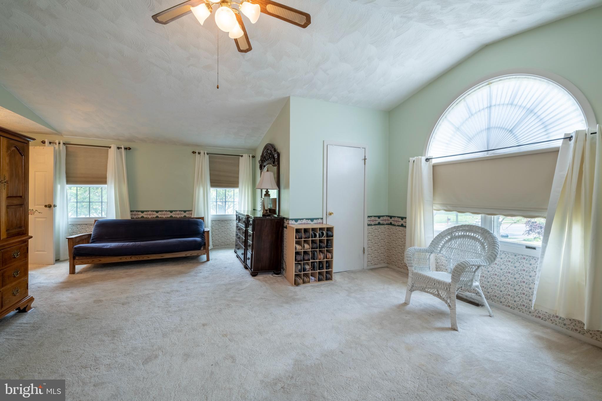 8725 Doves Fly Way Laurel, MD 20723 - Photo 35 of 62