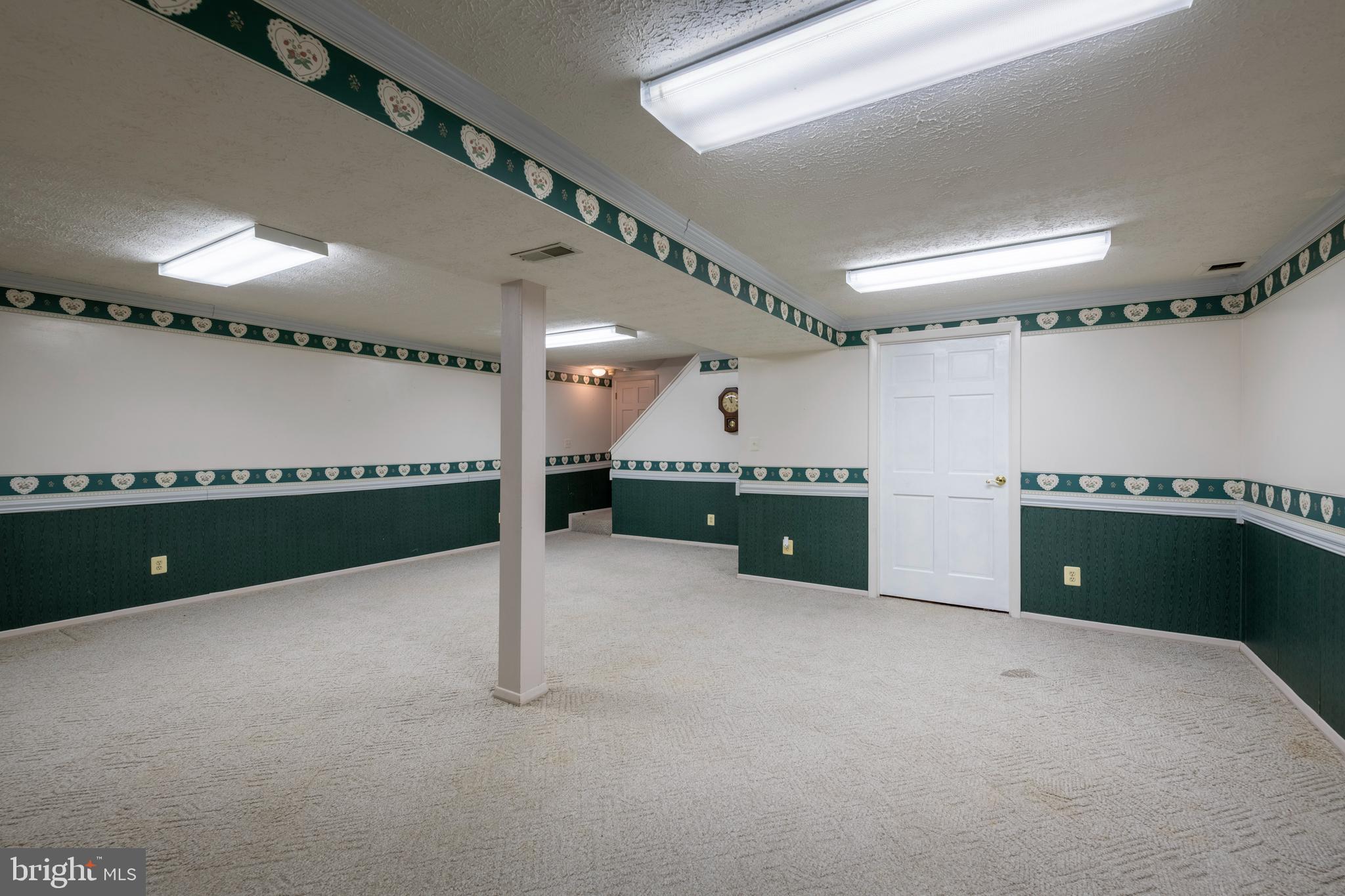 8725 Doves Fly Way Laurel, MD 20723 - Photo 48 of 62