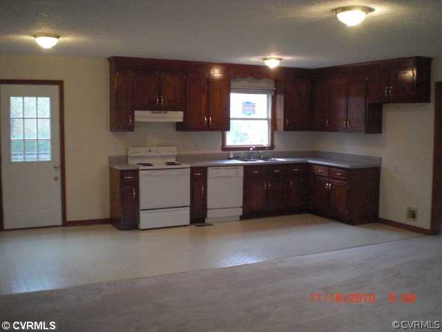 5975 Old Buckingham Road Powhatan, VA 23139 - Photo 4 of 6 Kitchen