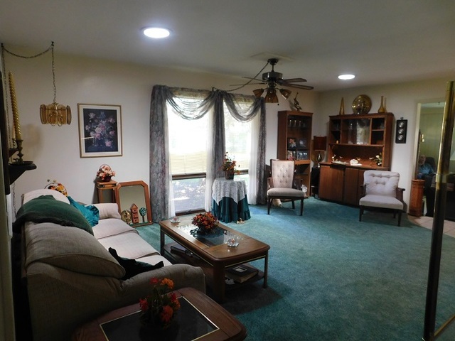 1301 Crest Lane Rochelle, IL 61068 - Photo 6 of 38