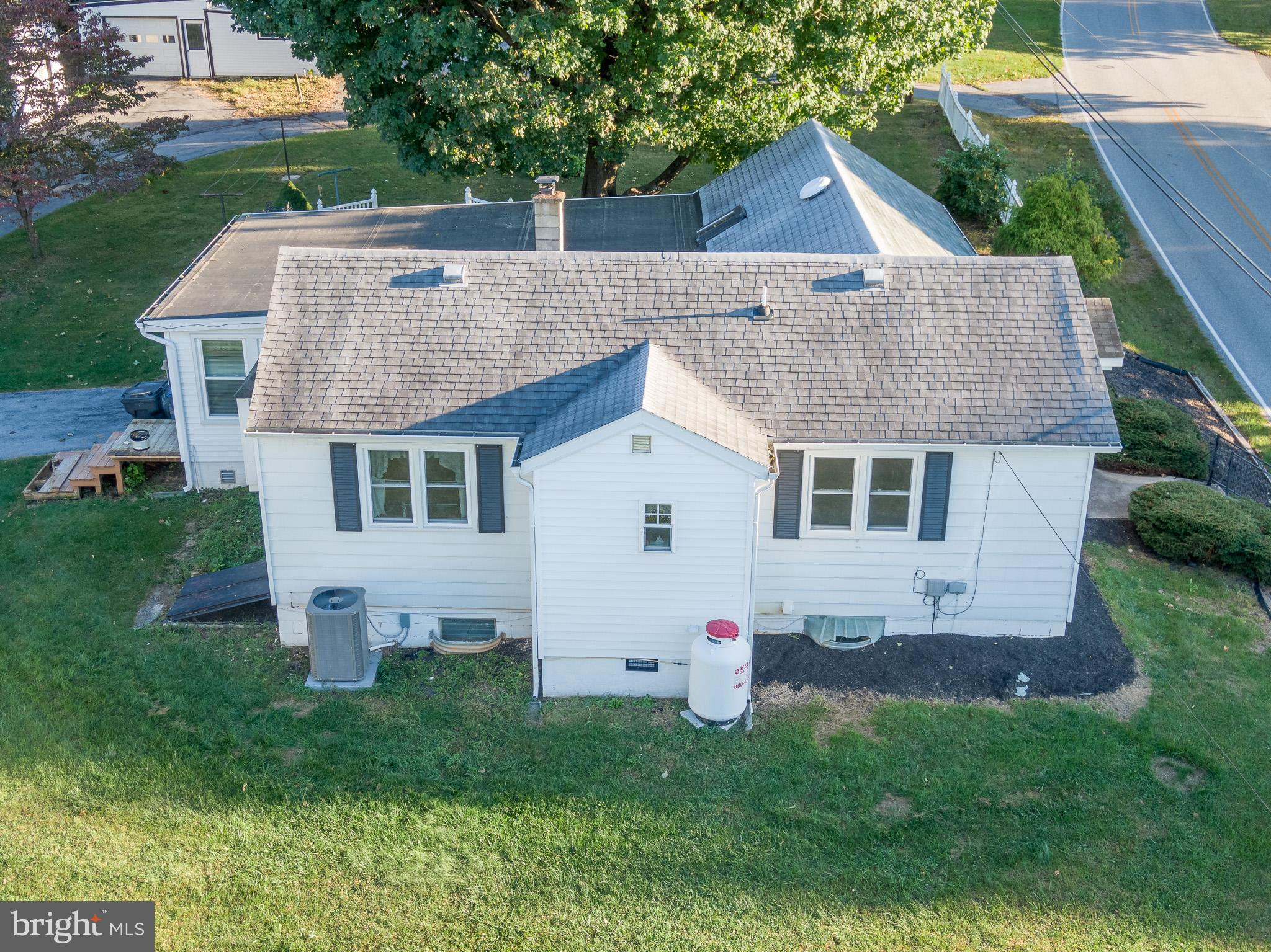 203 East Springville Road Boiling Springs, PA 17007 - Photo 9 of 35 Gallery Image 9