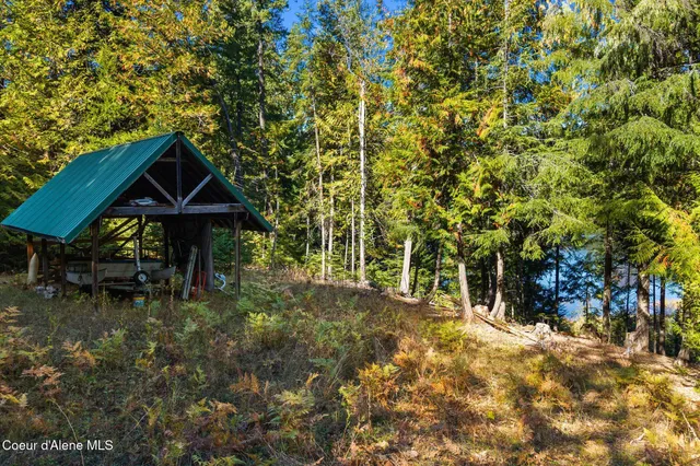 $275,000 | 117 Muskrat Place, Sagle, ID 83860