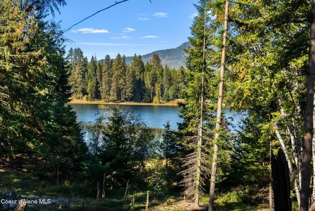 $275,000 | 117 Muskrat Place, Sagle, ID 83860