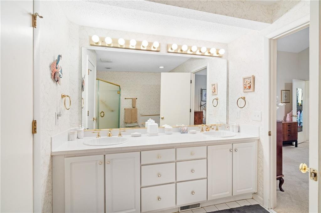 100 Sagewood Road Jamestown, NC 27282 - Photo 23 of 36 Gallery Image 23