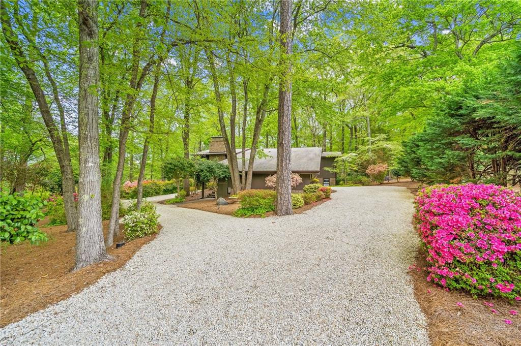 100 Sagewood Road Jamestown, NC 27282 - Photo 34 of 36 Gallery Image 34
