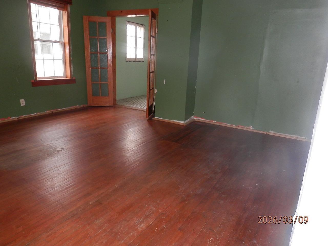 606 Adams Street Cannelton, IN 47520 - Photo 3 of 17