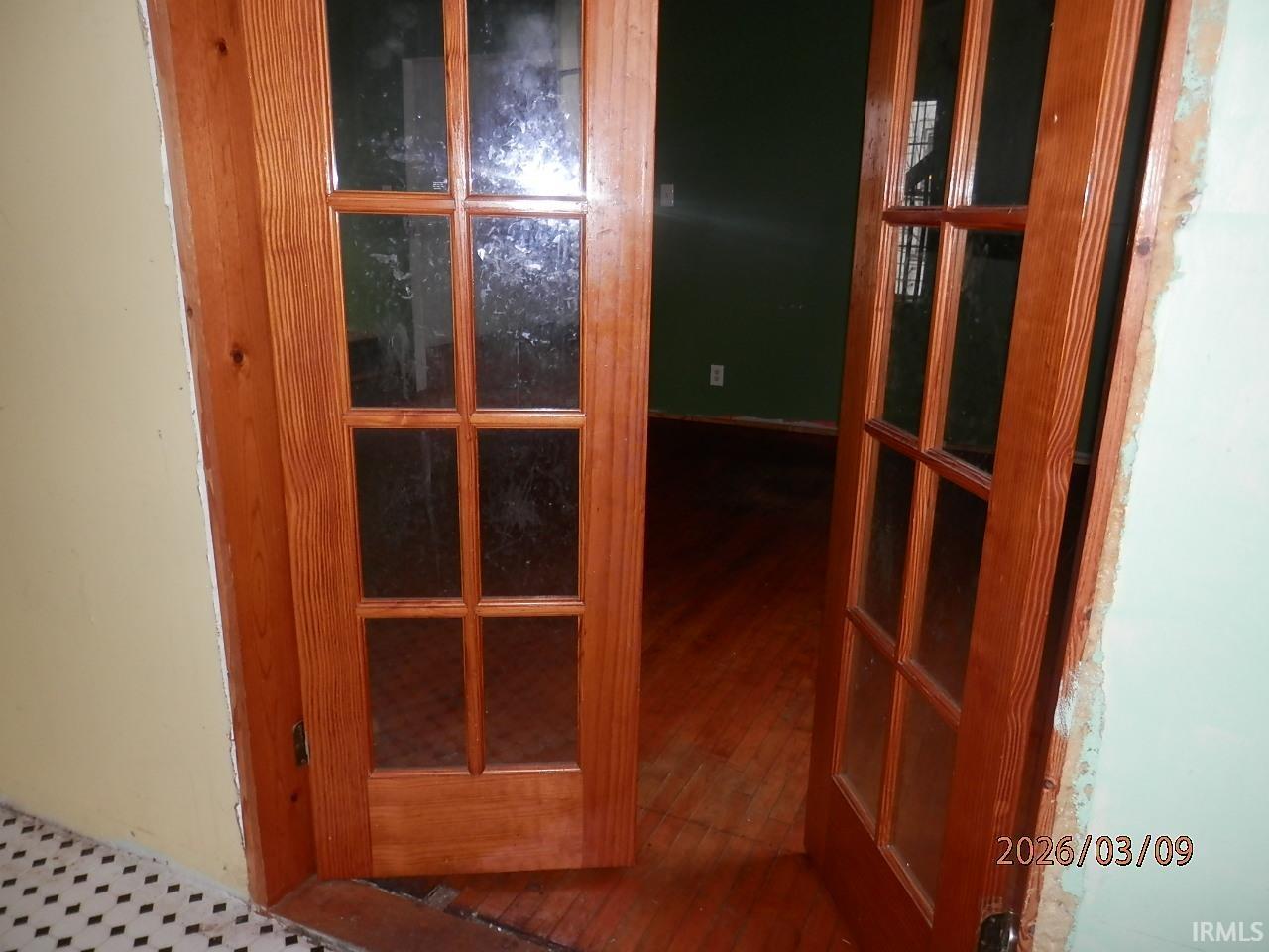 606 Adams Street Cannelton, IN 47520 - Photo 5 of 17