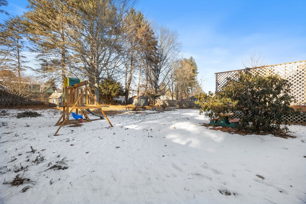 44 Arapahoe Road Bellingham, MA 02019 - Photo 20 of 25