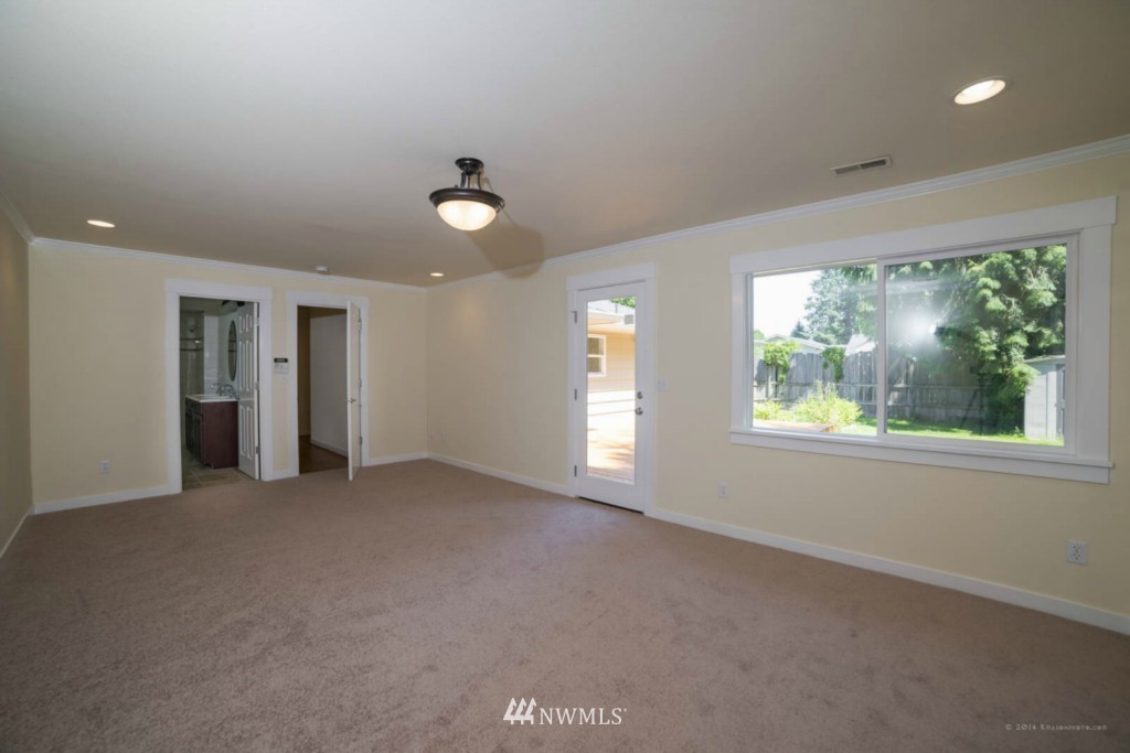 414 South Cabot Road Everett, WA 98203 - Photo 13 of 15