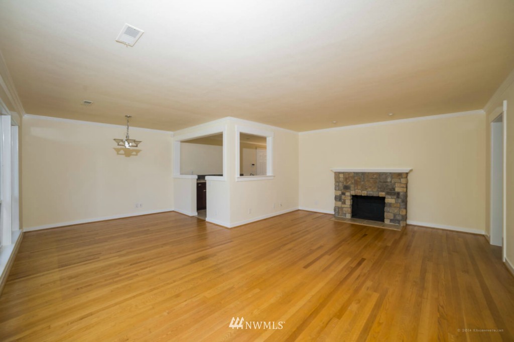 414 South Cabot Road Everett, WA 98203 - Photo 6 of 15