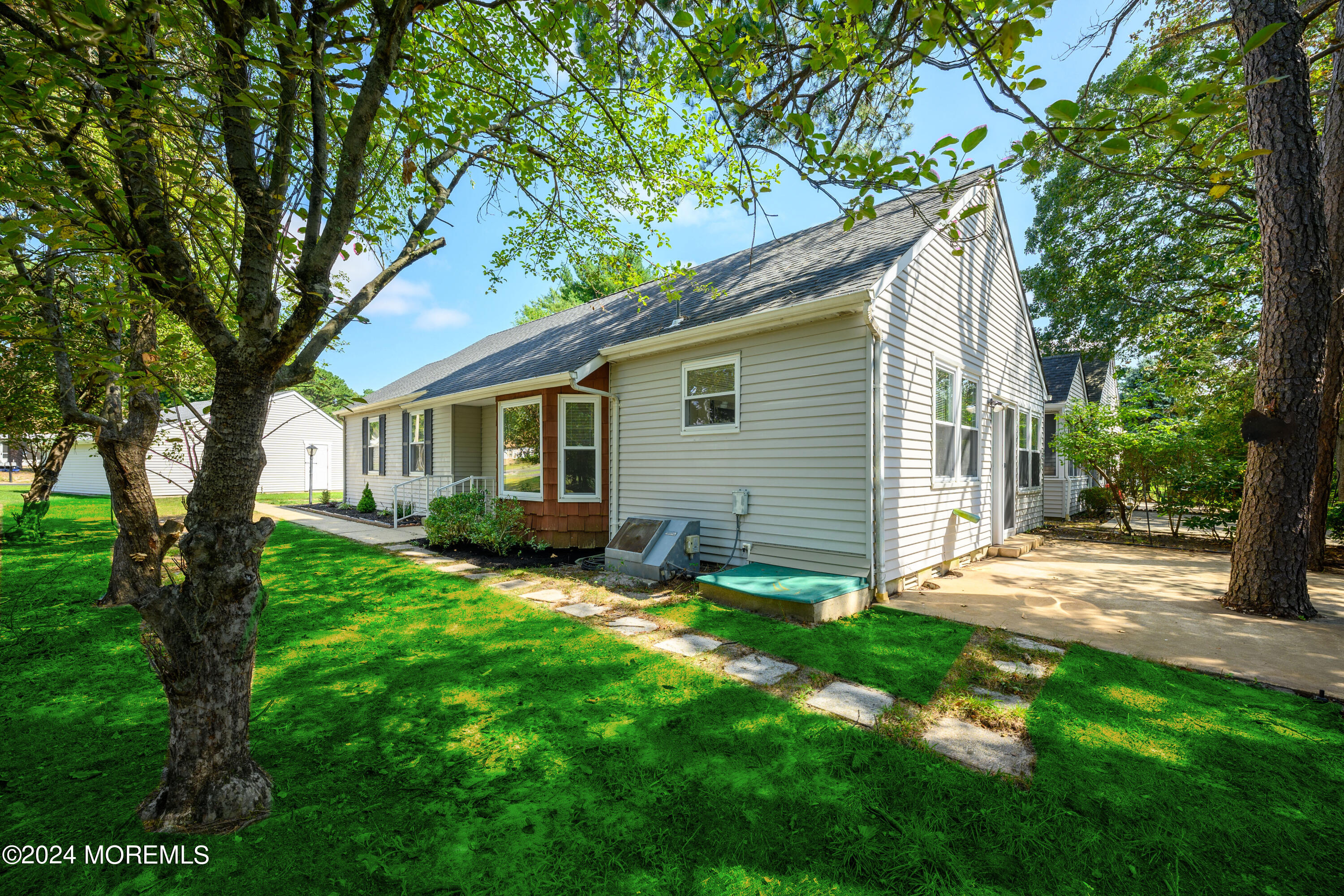 16 C Alpine Road Whiting, NJ 08759 - Photo 3 of 31 16C-Alpine-Rd-(30-of-32)