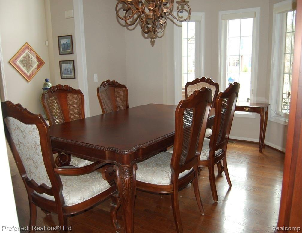 47875 Pavillon Road Canton, MI 48188 - Photo 30 of 58 Dining Room