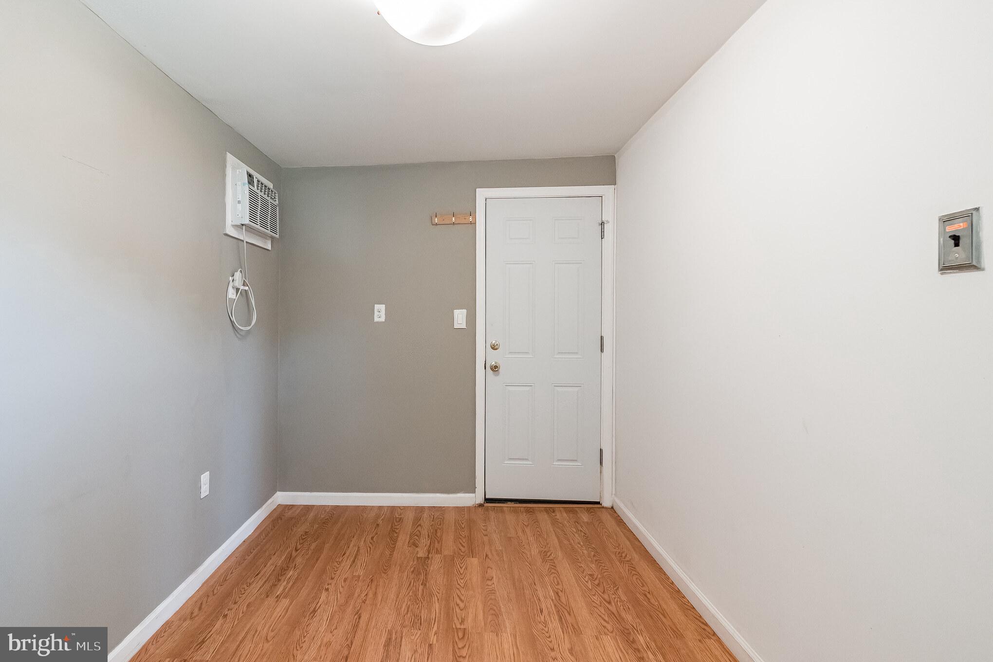 9313 Glenville Road Silver Spring, MD 20901 - Photo 13 of 30 Gallery Image 13
