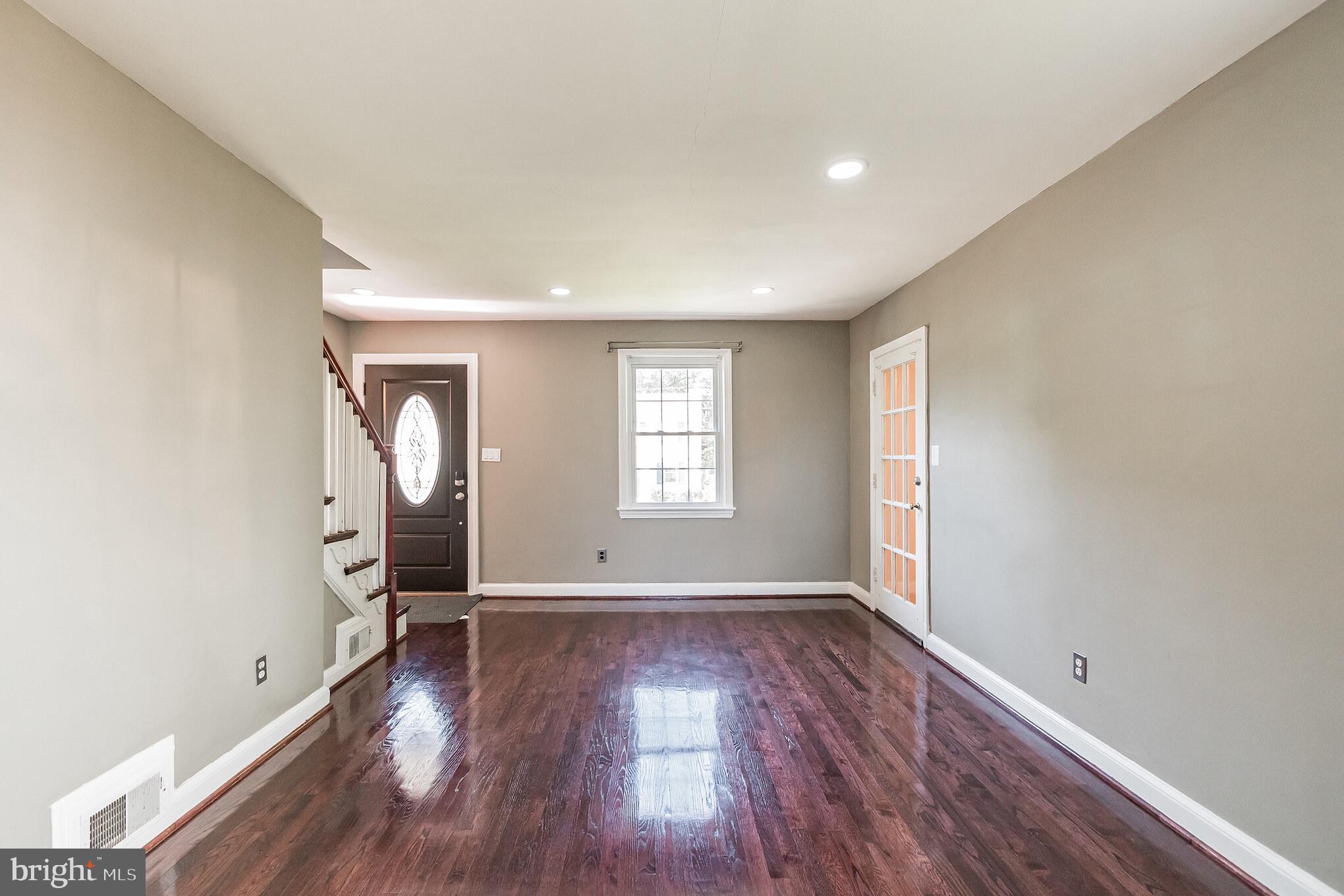 9313 Glenville Road Silver Spring, MD 20901 - Photo 4 of 30 Gallery Image 4