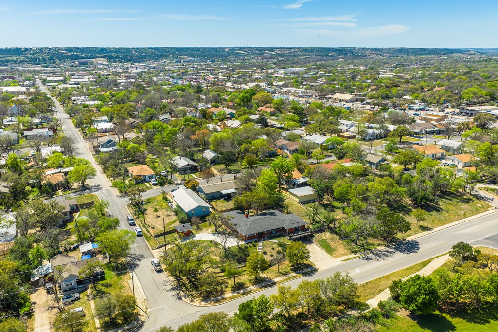 825 Golf Street Kerrville, TX 78028 - Photo 29 of 38 a view of an ocean
