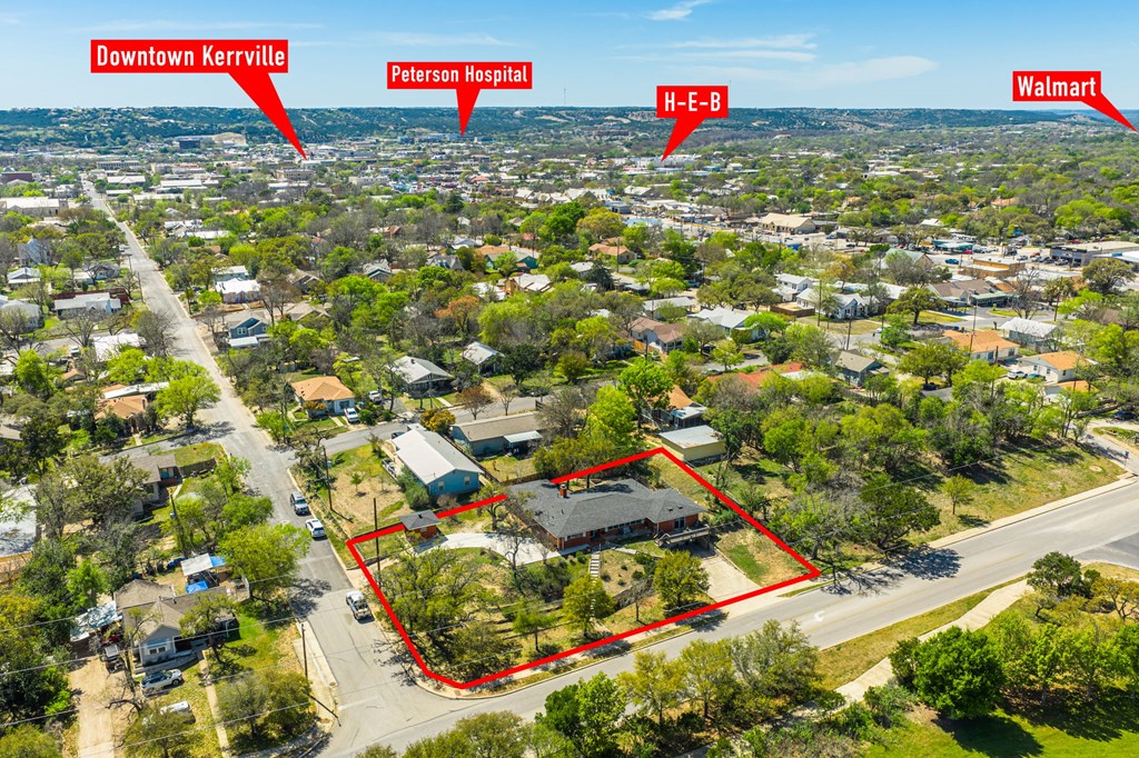825 Golf Street Kerrville, TX 78028 - Photo 30 of 38