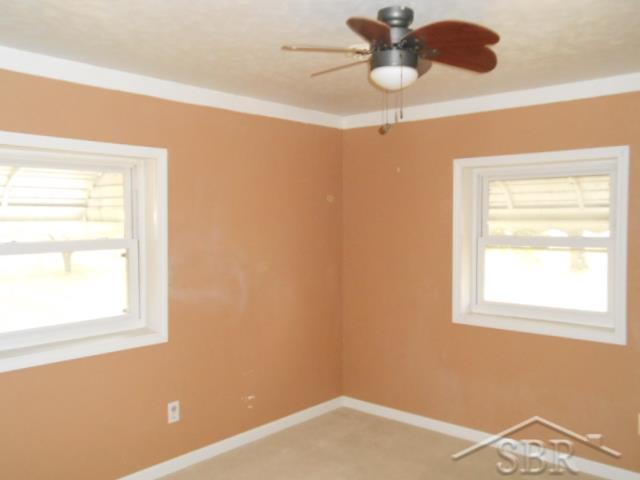 1612 South Huron Road Kawkawlin, MI 48631 - Photo 5 of 18 31308851-4.JPG