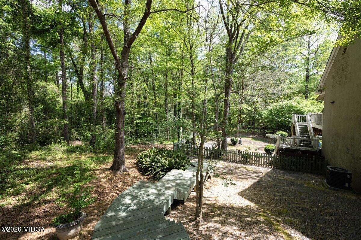 177 Brookstone Way Macon, GA 31210 - Photo 30 of 31 Side yard